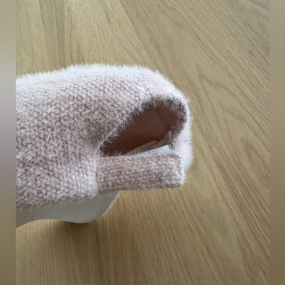 Pink women - Picture 3 of 4